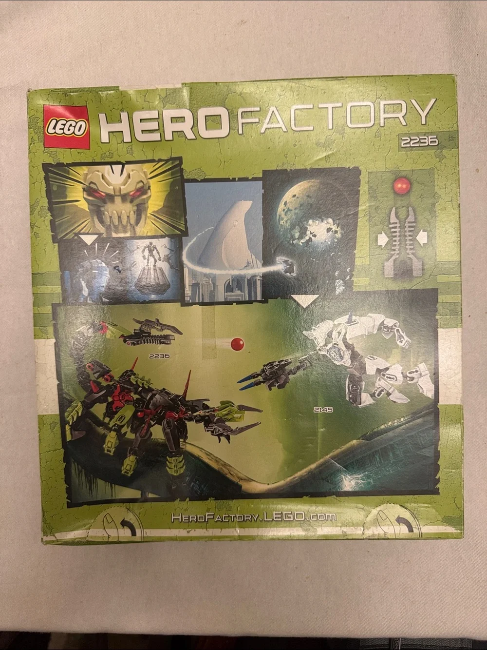 Lego Hero Factory Scorpion Build - Lime Green & Black with Red Accents - Picture 6 of 6